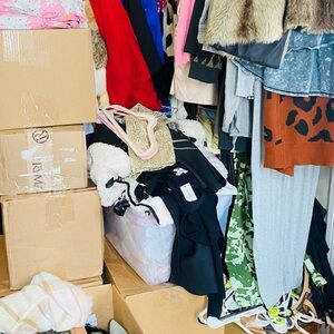 Stylish Black Clothing Organizer